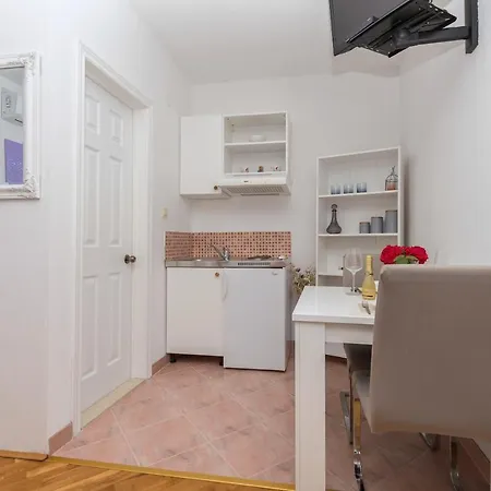 Skiljini Dvori - Studio-apartman 1 Apartman *