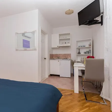 Skiljini Dvori - Studio-apartman 1 Apartman *