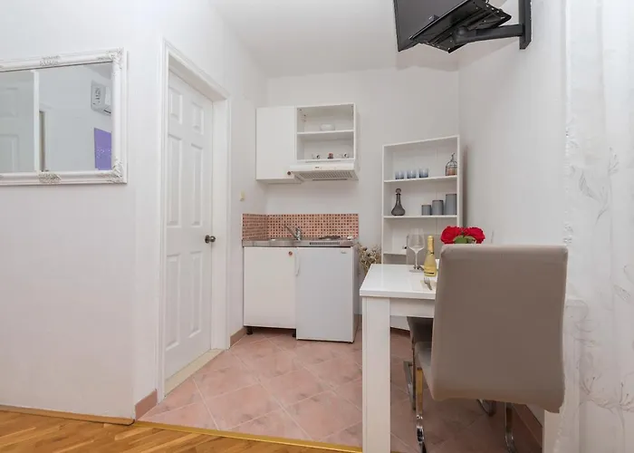 Skiljini Dvori - Studio-apartman 1 Apartment *